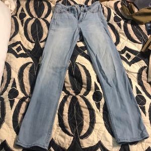 Hollister High Rise Slim Straight Jeans light wash